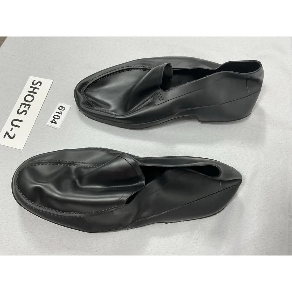 Mens Tingley Rubber Over The Shoe Covers Medium Black NWOT
